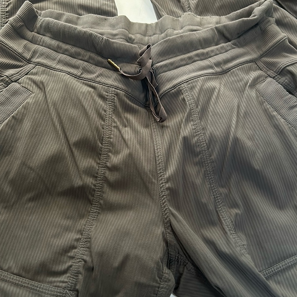 Army green dance studio lululemon pants unlined